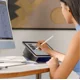 thumbnail image 4 of Carcasa MOFT Folio Dynamic para iPad Pro 11" M5/M4 Jet Black, 4 of 5
