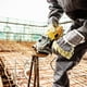 thumbnail image 5 of Esmeril Angular 950W + 5 Discos Corte + Alicate DeWalt, 5 of 6