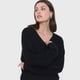 thumbnail image 3 of Sweater Mujer Liso Negro Cuello V Corona, 3 of 5