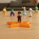 thumbnail image 3 of Figuras de juguete JAKKS Pacific 4 cm, paquete de 6 con lanzador, 3 of 7