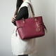 thumbnail image 2 of Bolso Tote MKF Collection - Yale para Mujeres con Billetera de Muñeca, Set de 2 Piezas, de Cuero Vegano, Espacioso y Elegante - Rosa Pálido, 2 of 3