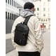 thumbnail image 2 of Mochila bandolera Tomtoc para MacBook Pro de 14 pulgadas, 2 of 3