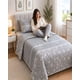 thumbnail image 3 of Cubrecama 1.5 Plazas (180x230 cm) + 1 Almohada + 1 Funda, 3 of 6