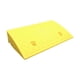 thumbnail image 5 of Rampa para Bordillo con Superficie Antideslizante para Vehículos Y Sillas de Ruedas Construcción Resistente de PP Ligera Y Portátil Adecuad Amarillo 50x27x10cm, 5 of 5