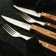 thumbnail image 3 of Set De 2 Cuchillos De 5" + 2 Tenedores Para Asado, 3 of 5