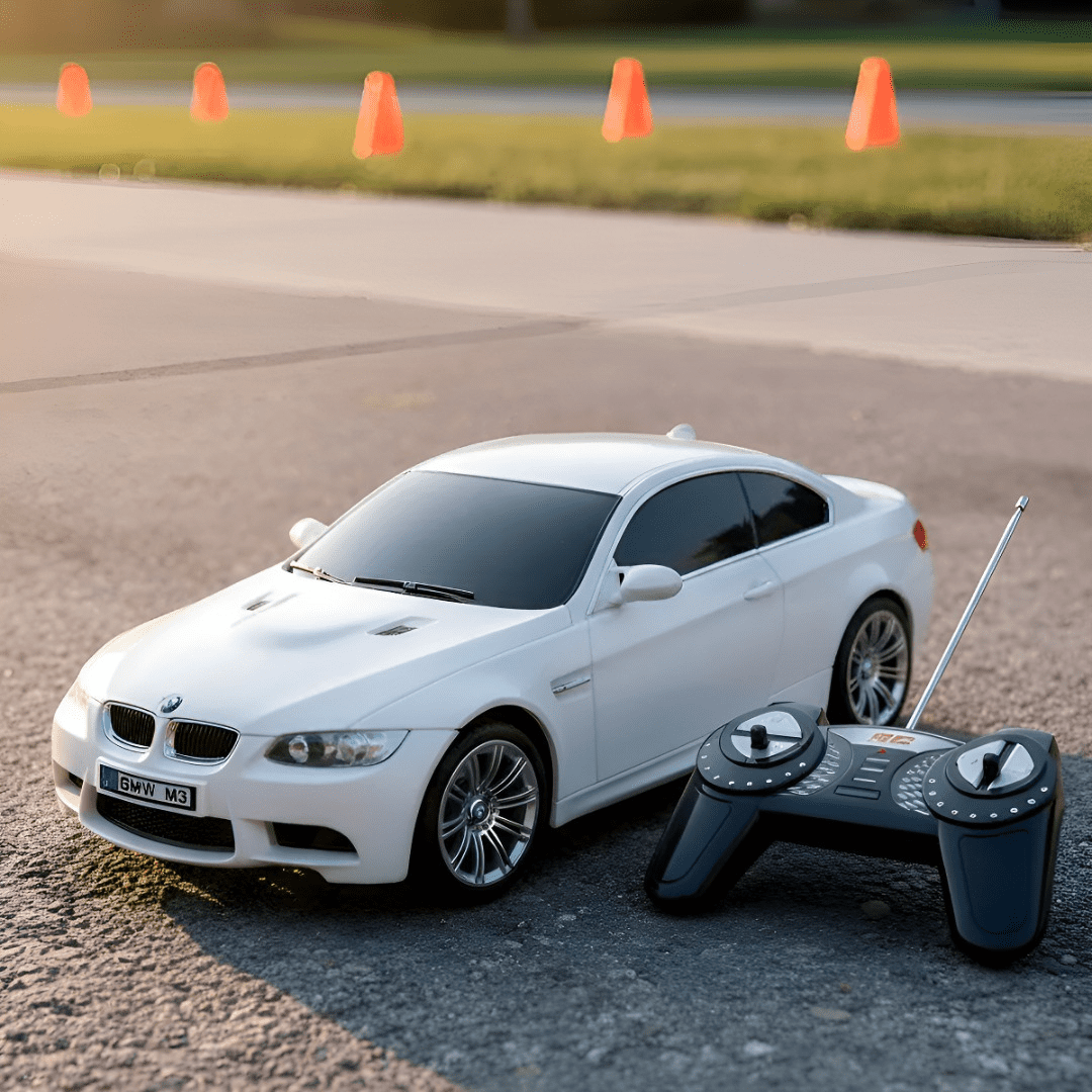 Iplay - Auto Control Remoto Bmw M3 1:18 Luces Ceportivo Recargable Blanco