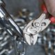 thumbnail image 2 of Alicates KNIPEX 86 05 150 de 15 cm con agarre ergonómico, 2 of 7