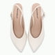 thumbnail image 2 of Zapato Mujer Crema/Charol Taci Piccadilly, 2 of 4
