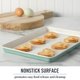 thumbnail image 3 of Bandeja para hornear Martha Stewart 33 × 23 cm verde azulado antiadherente, 3 of 7