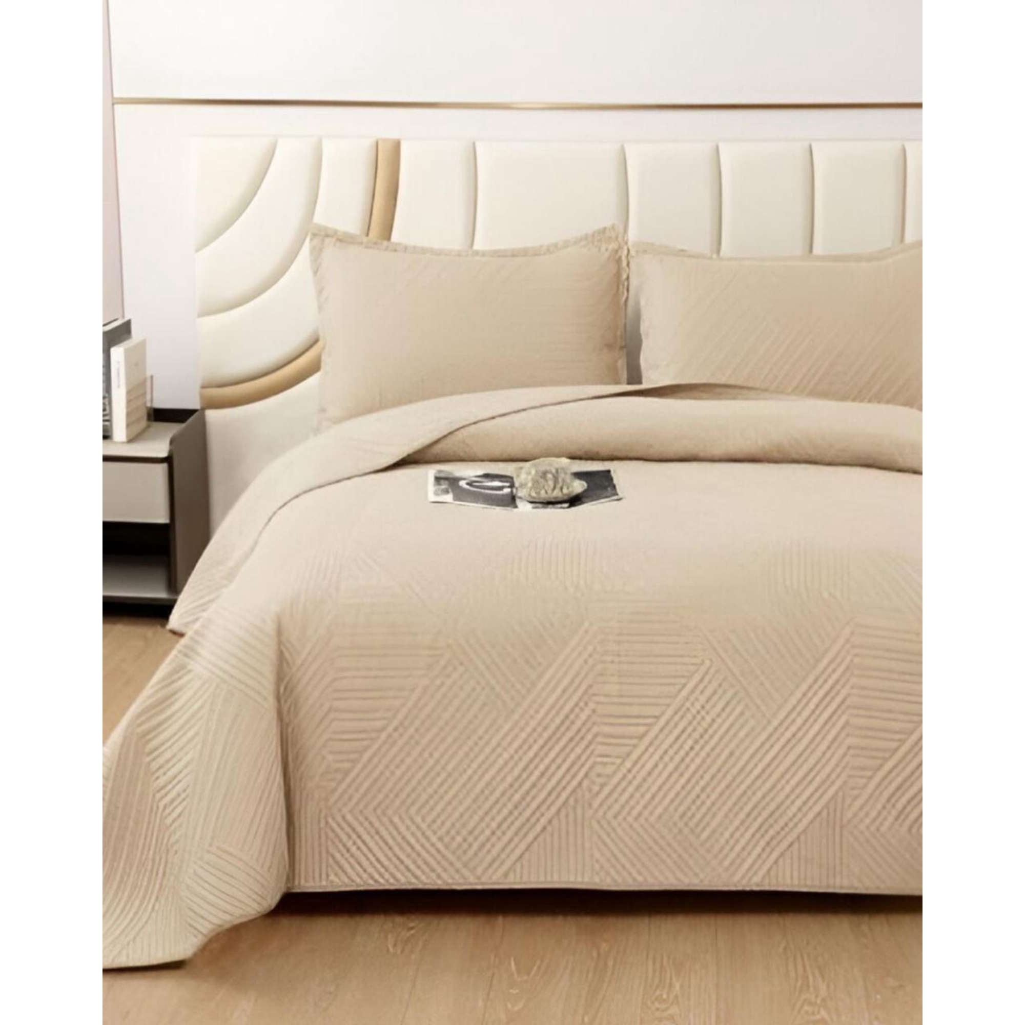 Imac Hogar - Cobertor De Lujo Quilt Verano 2 Plazas Beige