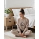 thumbnail image 2 of Pijama Franela Mujer Estampado Flor de Loto Beige beige M, 2 of 8