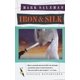 thumbnail image 1 of Libro Vintage – Iron and Silk: Memoria de Mark Salzman, 1 of 1