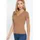 thumbnail image 3 of Saronite Camiseta Básica de Algodón Acanalado, de Manga Corta y Cuello en V, Color Caqui Natural (para Mujer), 3 of 4