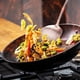 thumbnail image 3 of Juego de utensilios de cocina de 2 piezas, acero inoxidable 304, pala para wok y cuchara para sopa con mango largo de madera resistente al calor, 3 of 7