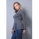 thumbnail image 4 of Elegante y Chic Top de Otoño con Aberturas y Mangas Largas, 4 of 5