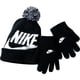 thumbnail image 1 of Set de gorros y guantes Nike Swoosh para niños de 8 a 20 años, 1 of 2