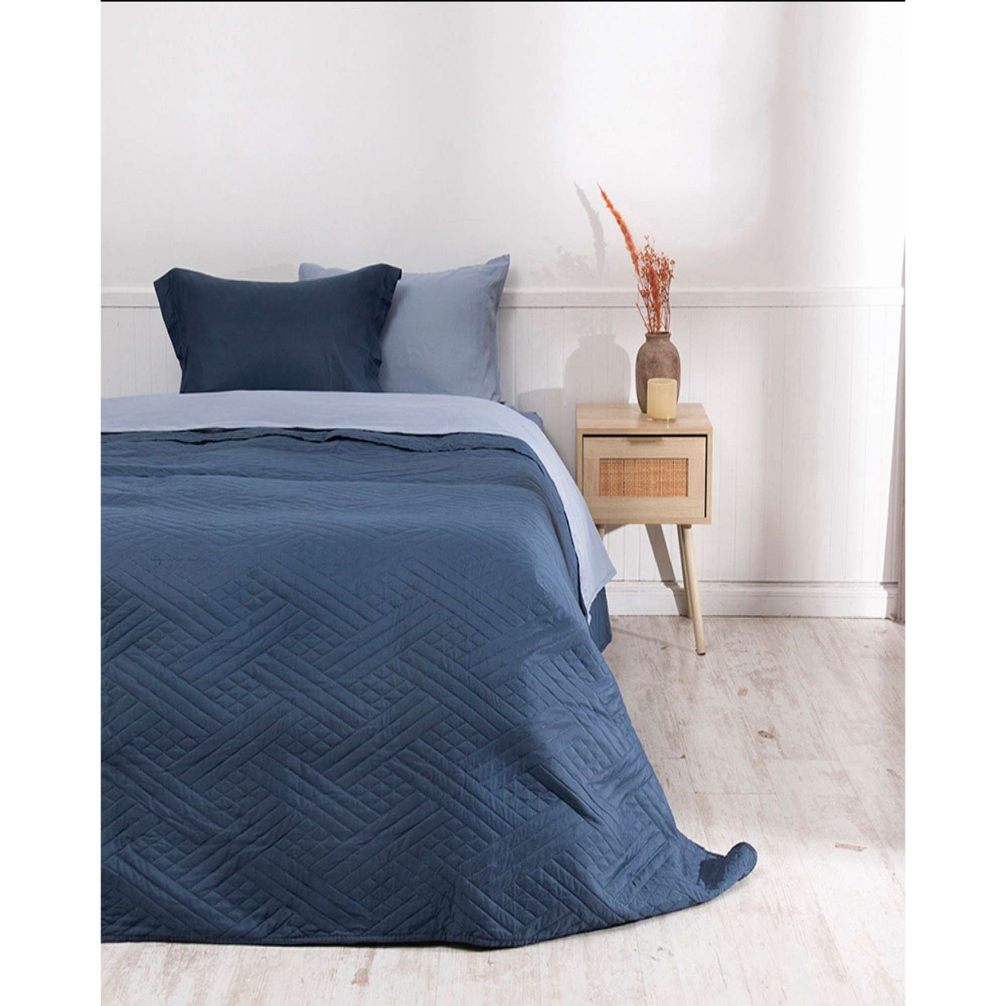 Cubrecama Quilt Mas Juego De Sábana Liso 1.5 Plaza Mashini