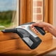 thumbnail image 3 of Aspirador de ventanas Bosch GlassVac funciona con pilas, 3 of 3