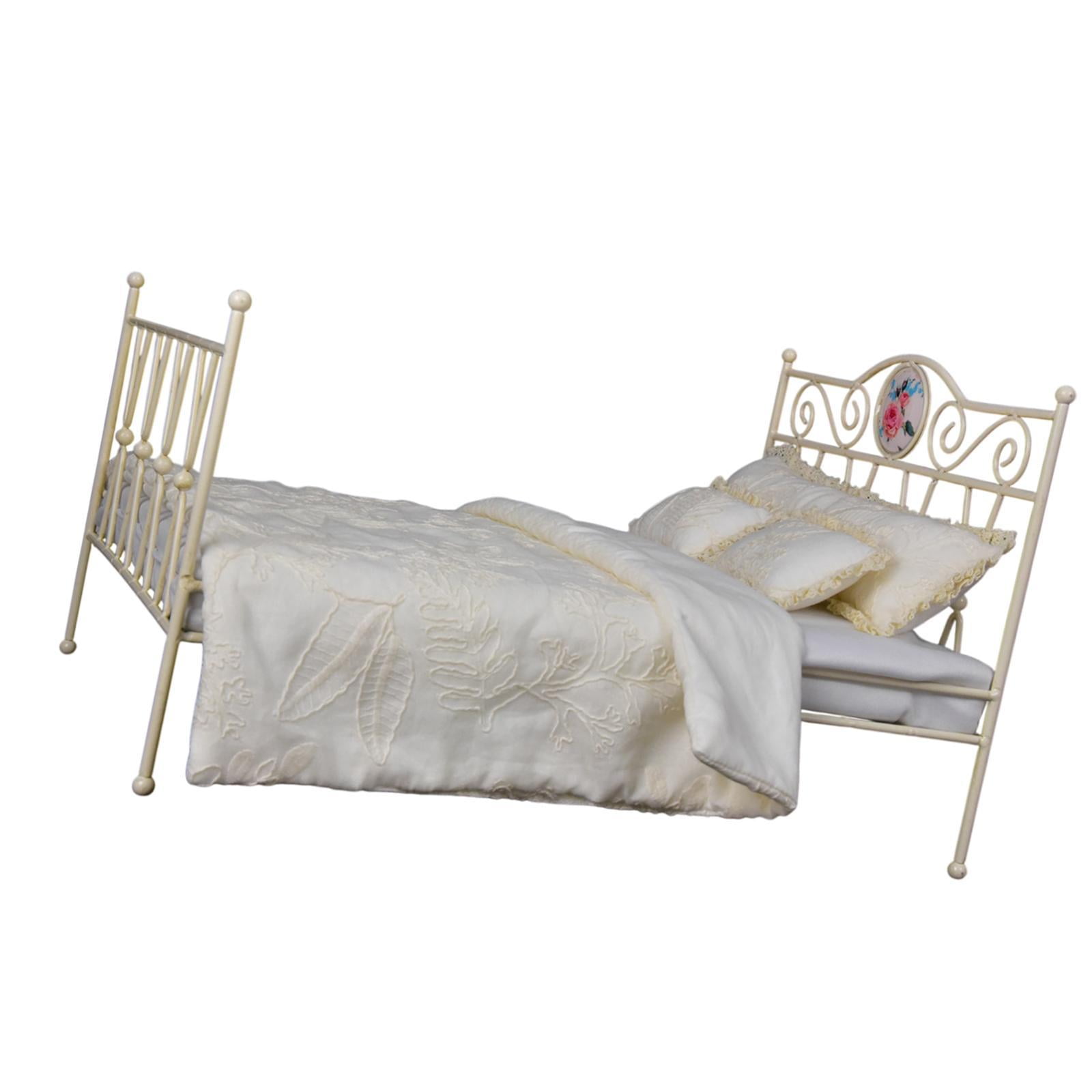 Magideal - Cama De Hierro 1:6 Con Colchón, Muebles En Miniatura Para Habitación, Juego De Simulación, Cama Doble, Retro Para Regalo, Diseño De Escena D