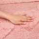 thumbnail image 3 of REGALWOVEN Alfombra de baño con patrón de corazón lindo, alfombra de baño suave y absorbente antideslizante lavable, secado rápido alfombra peluda rosa 20" x 32", 3 of 7