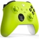thumbnail image 3 of Paquete de 2 controles inalámbricos Microsoft Xbox Electric Volt, 3 of 9