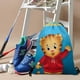 thumbnail image 3 of El Vecindario de Daniel Tiger Mochila de Cuerdas para Deportes y Gimnasio, Bolsa de Cuerdas Resistente al Agua, Bolsa Cinch, 30×40cm, 3 of 6