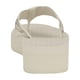 thumbnail image 3 of Chanclas Calvin Klein Meena para mujer con logotipo marfil/plateado 152, 3 of 6