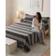 thumbnail image 2 of Sabanas Polar de Invierno Plaza y Media Estampado Premium, 2 of 6