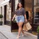 thumbnail image 3 of Agnes Orinda Blusa Casual de Verano para Mujer de Talla Grande con Estampado Floral, Cuello en V con Volantes, Mangas Cortas Abullonadas con Volantes, 4X Negro, 3 of 8