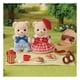 thumbnail image 3 of Hermanos Biscuit Hora de Picnic Sylvanian Families, 3 of 4
