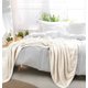 thumbnail image 4 of Manta de Cama de Lujo REGALWOVEN de Forro Polar Tejido de Malla Queen Beige, 4 of 8