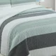 thumbnail image 3 of Cubrecama Quilt Sherpa 2pl Verde Menta Gris Y Blanco. Diseño A Franjas Horizontales, 3 of 3