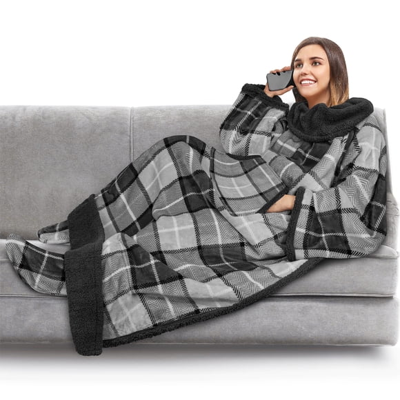 Manta PAVILIA Sherpa con mangas y bolsillo para los pies 130 x 180 cm