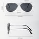 thumbnail image 5 of POLASUP LENTES DE SOL Un par de gafas grises anchas, 5 of 5