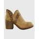 thumbnail image 2 of Botin High tachas Camel Danicolle, 2 of 4