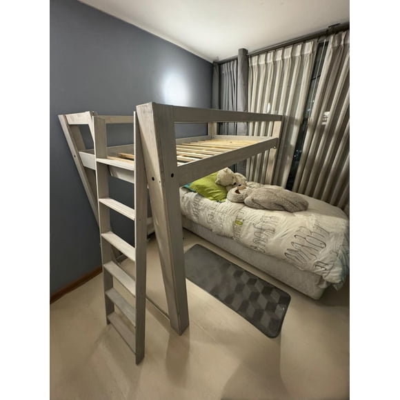 Cama alta con Escalera Desmontable plaza y media (long)