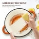 thumbnail image 4 of Libro de cocina Dutch Oven Overmont de hierro fundido esmaltado de 7 litros con tapa, naranja, 4 of 8