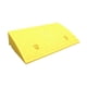 thumbnail image 2 of Rampa para Bordillo con Superficie Antideslizante para Vehículos Y Sillas de Ruedas Construcción Resistente de PP Ligera Y Portátil Adecuad Amarillo 50x27x10cm, 2 of 5