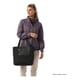 thumbnail image 2 of Cartera Tote Para Mujer Malawi Notebook 13  Negro Totto, 2 of 5