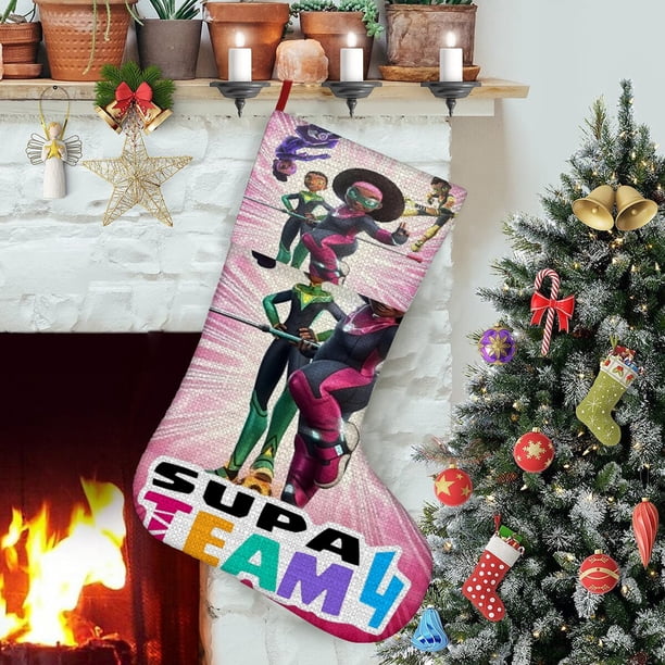 Supa Equipo Tema: Calcetines de Navidad, fino lino blanco para colgar en escaleras y chimenea, decoración navideña para el hogar, regalo de Navidad. 45cm × 32cm