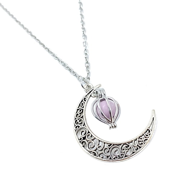 Glowing Luminous Moon Pumpkin Pendant Necklace - Perfect for Halloween and Nighttime Jewelry