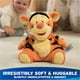 thumbnail image 3 of Peluche GUND Disney Tigger Oh So Snuggly 32cm Bordado, 3 of 3