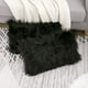 thumbnail image 4 of Juego de 2 fundas de almohada decorativas negras esponjosas, nueva serie de lujo, estilo merino, de piel sintética, cuadradas y peludas, de 45 x 45 cm., 4 of 7