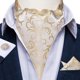 thumbnail image 2 of Set Ascot Cravat de seda con paño y colleras. Modelo White Golden, 2 of 5