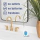 thumbnail image 4 of Ambientador Febreze para baño, ropa de cama que combate los malos olores y aroma a cielo, 4 of 9