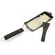 thumbnail image 3 of Sartén para derretir queso BBQ Cuisinart CCMP-203 con espátula negra, 3 of 6