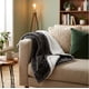 thumbnail image 1 of Manta Sherpa Gris 130 x 170 cm Comfy Bliss 1 un, 1 of 1