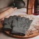 thumbnail image 3 of Guantes para horno Grill Armor, 500 °C, resistentes al calor extremo y a los cortes, 3 of 8