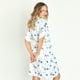 thumbnail image 4 of Bata de Mujer Mini Satin Blanco Estampado, 4 of 6