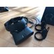 thumbnail image 1 of Auriculares para juegos de realidad virtual Oculus Rift S alimentados por PC a estrenar, 1 of 5